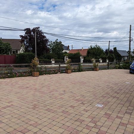 Du Cote De Chez Swann 1 Bed & Breakfast Trouville-sur-Mer Eksteriør bilde