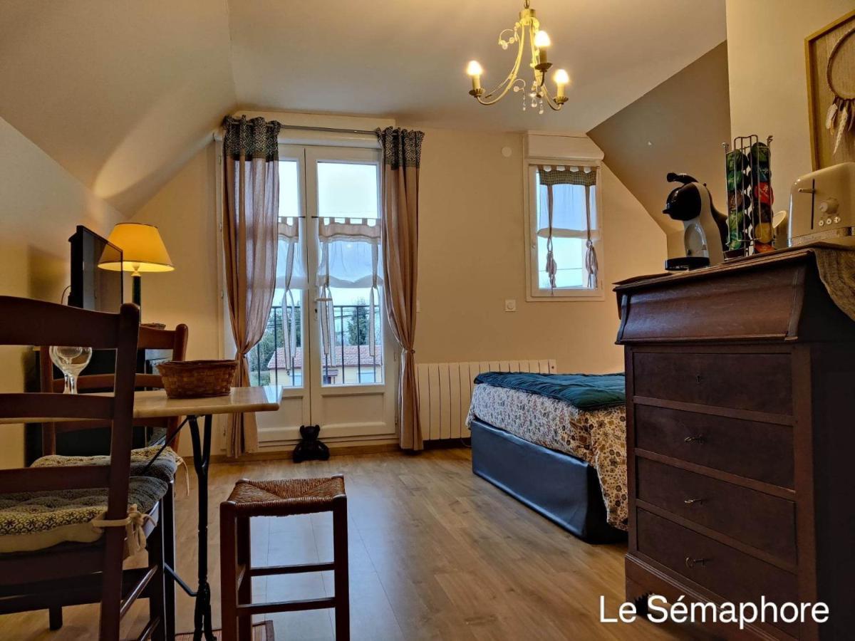 Du Cote De Chez Swann 1 Bed & Breakfast Trouville-sur-Mer Eksteriør bilde